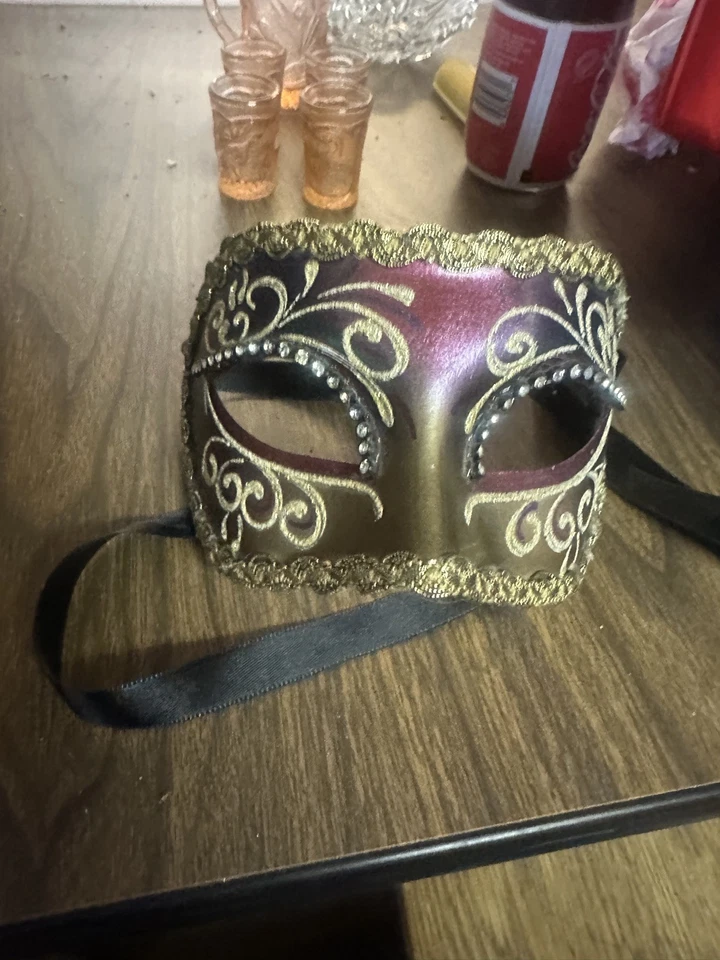 Vintage Venetian Decorative Mask Carta Alta Hand Made In Venice, Italy Rare! - Image 2 of 4