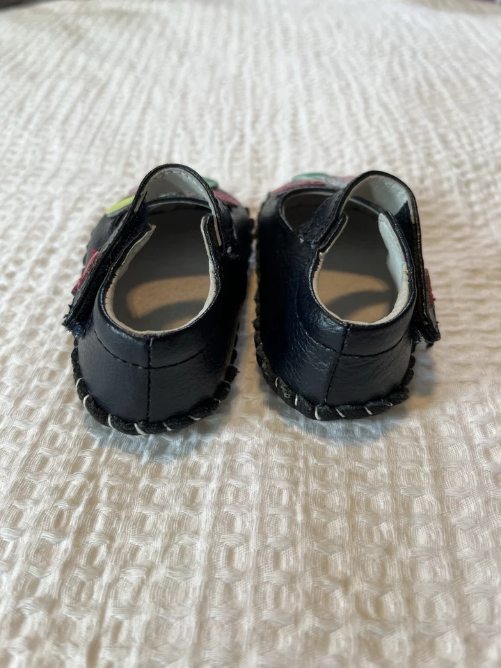 PediPed Infant 0-6 Month Mary Janes Navy Blue Leather Dress Shoes Flowers - Image 3 of 4