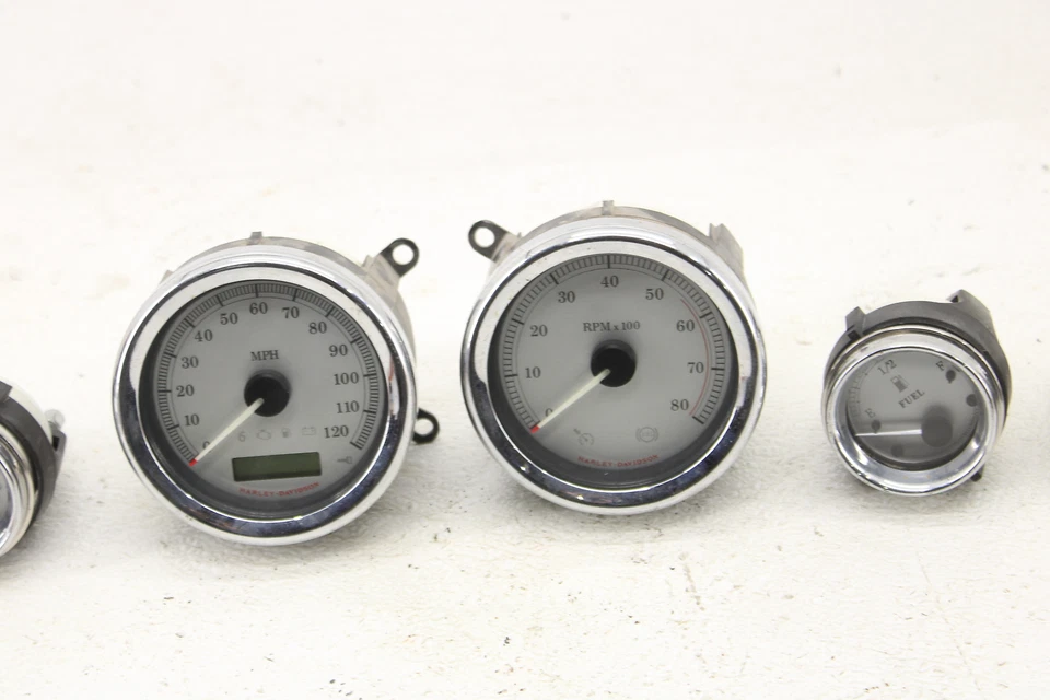 2008-2013 Harley Davidson Street Road Glide Speedo Tach Oil Fuel Air Volt Gauge - Image 3 of 4