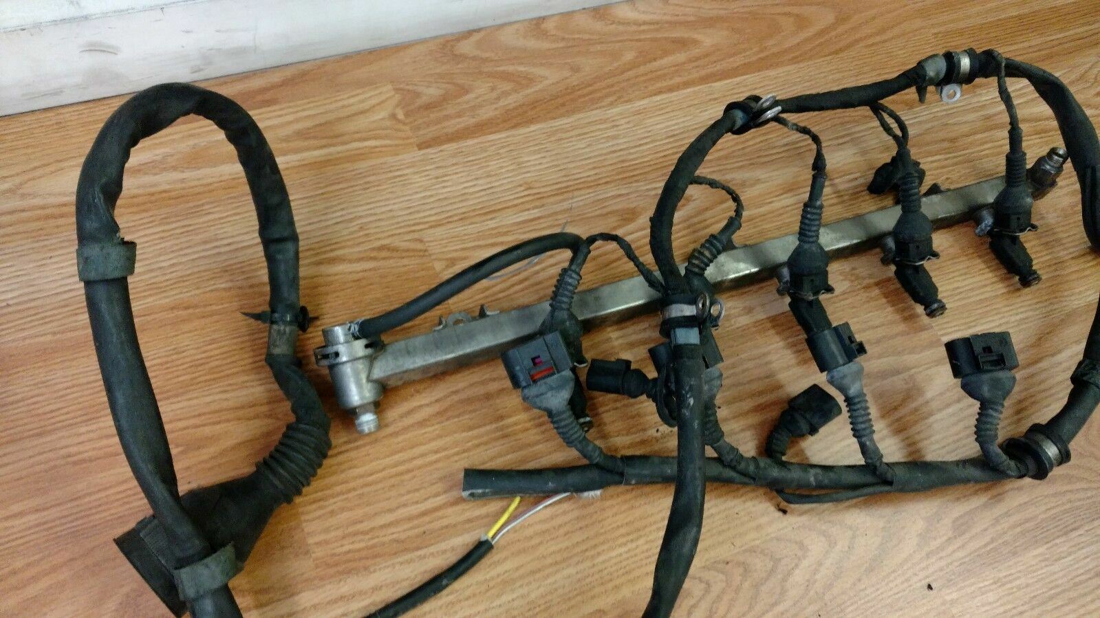 LAMBORGHINI GALLARDO FUEL INJECTOR RAIL WIRING HARNESS OEM 07L133681E
