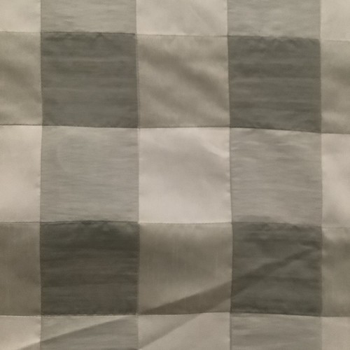 12 Yards 100% Silk Quilted Patch Decorator Fabric Neutrals Soft Green - Picture 6 of 7