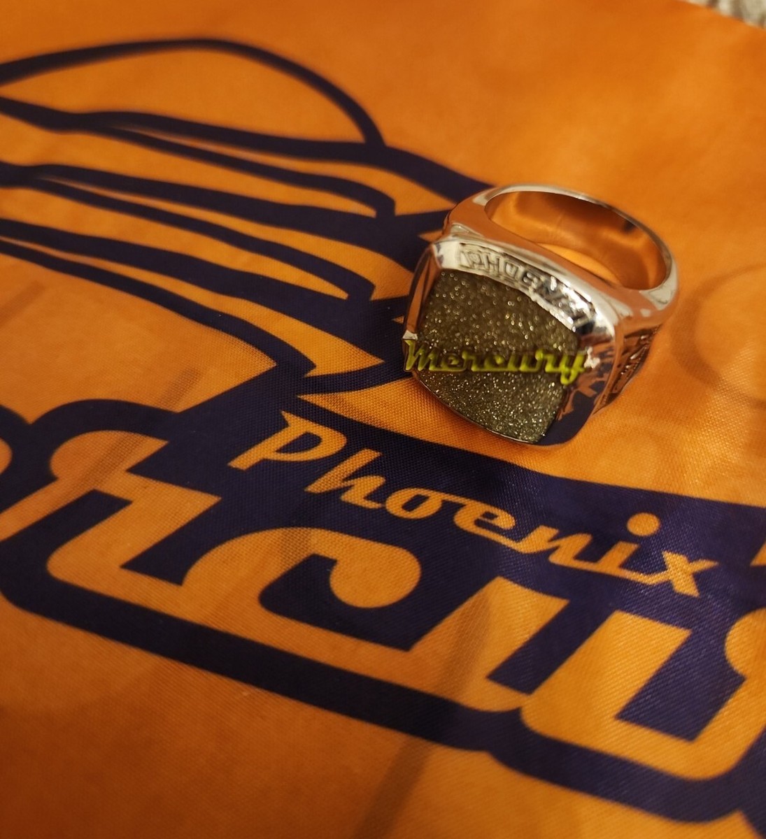 uitzondering Wonen grip Phoenix Mercury 2007 WNBA Finals Champions Basketball Ring New SGA RARE + Flag | eBay uitzondering Wonen grip Phoenix Mercury 2007 WNBA Finals Champions Basketball Ring New SGA RARE + Flag | eBay
