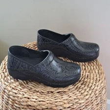 Dansko Womens Professional Tooled Floral Print Black Leather Clog EU39/US8.5-9