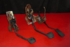 96-00 Honda Civic Manual 5 Speed Pedals Accelerator Brake Clutch Set Oem 96-00 Honda Civic Manual 5 Speed Pedals Accelerator Brake Clutch Set Oem