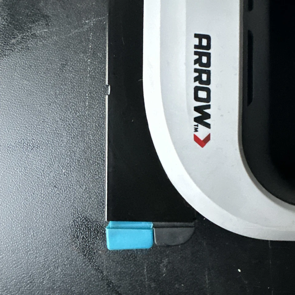 Arrow Staple Gun Cordless- MISSING CORD - Image 4 of 4