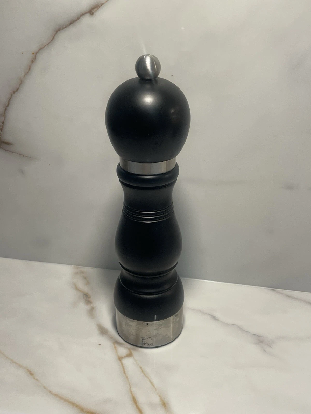 Peugeot Chateauneuf Black Wood & Stainless Steel Pepper Mill EUC 9”