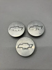 9594156 Chevrolet Wheel Center Hub Cap Factory Original Machined Set Of Three