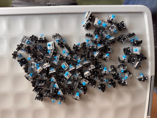 Mechanical Blue Keychron Switches x104