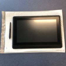 Wacom Cintiq 16 15.6" drawing tablet with HD Screen, Used