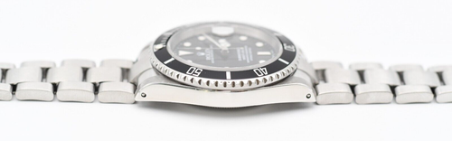 Rolex Submariner Date 40mm - Men's Black Dial / Black Bezel Watch - 16610 - Picture 5 of 8