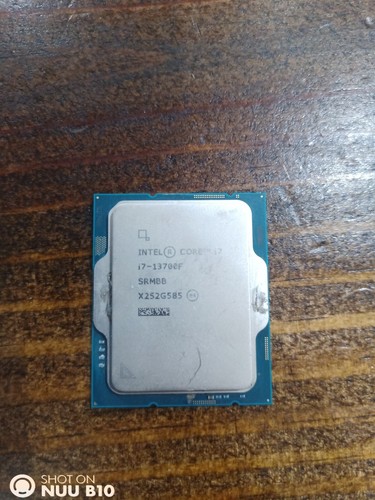 Intel® Core™ i7-13700F 16-Core Desktop Processor