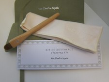 NEW Van Cleef & Arpels Cleaning Brush & Cloth Kit w/ Signature Pouch