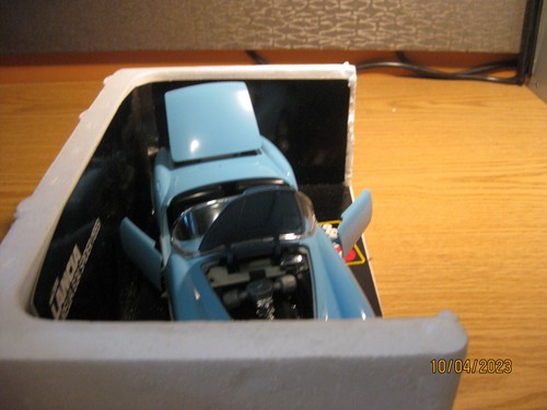 1/18 1955 LANCIA B24 AURELIA SPYDER IN LIGHT BLUE BY BURAGO #3010 - Picture 13 of 18