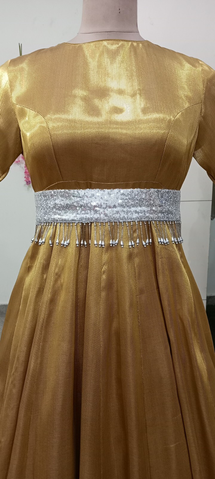 Picture 4 of 5