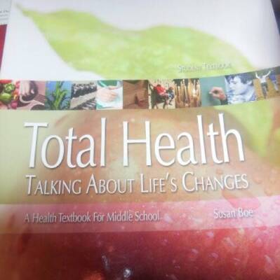 Total Health Talking About Lifes Changes Student Workboo - VERY GOOD