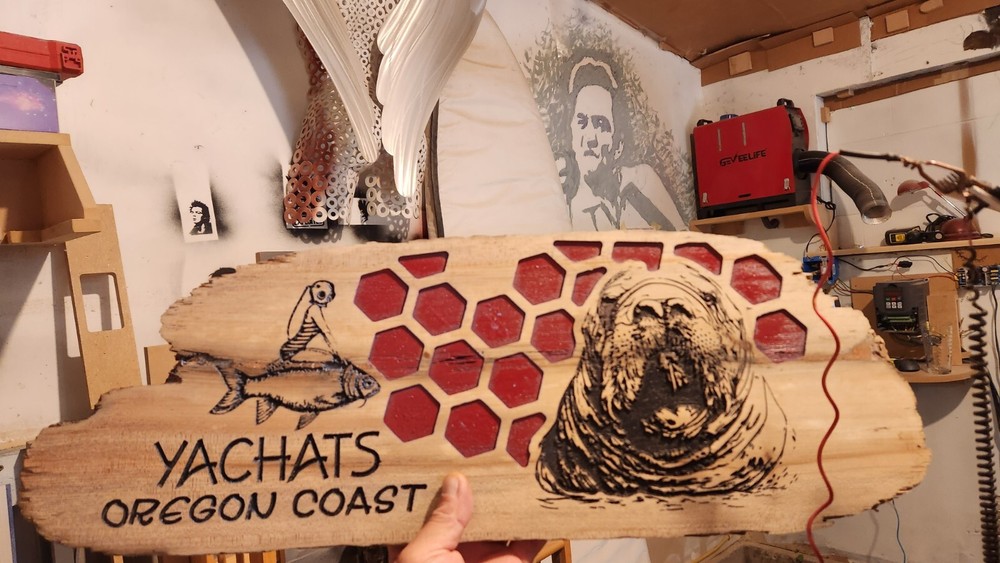11:11 Driftwood Carving Yachats Oregon Honeycomb Over Aged Sea Lion At 11:11