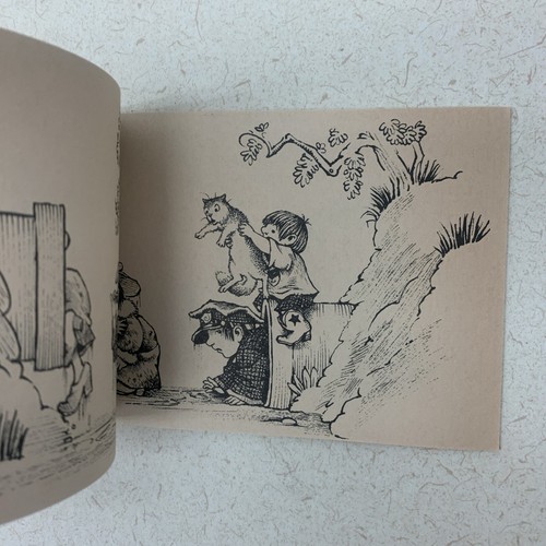 1st Printing The Great Cat Chase A Wordless Mini Book by Mercer Mayer 1974 RARE - Picture 4 of 8