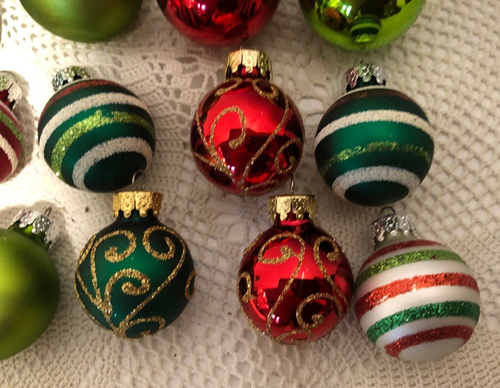 14 Unique Treasures Mini Mercury Glass Ball Christmas Ornaments 1-1/8 & 1-3/8" - Picture 4 of 5