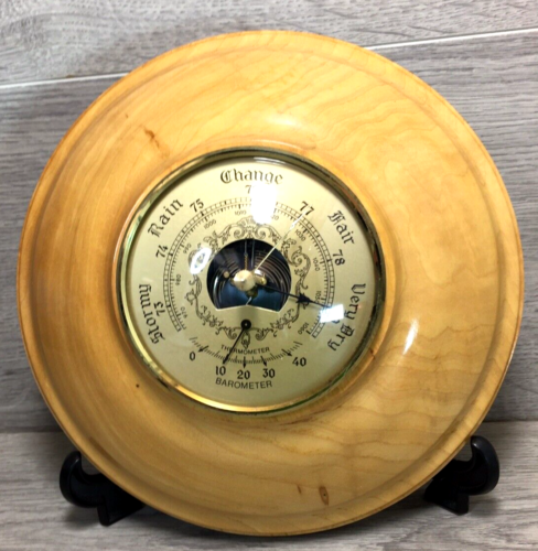 VINTAGE ROUND SOLID MAPLE WOOD  WALL MOUNTED BAROMETER AND THERMOMETER VGC - Photo 1/14