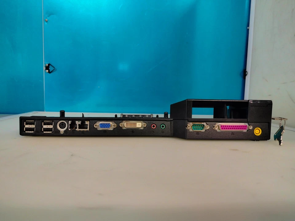 Lenovo ThinkPad Advanced Mini Dock als Ersatzteilspender (R10 1132) - Bild 4 von 4