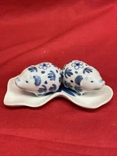Small Porcelain Pig Salt & Pepper Shakers Blue and White On A Tray 1.5"x 2"
