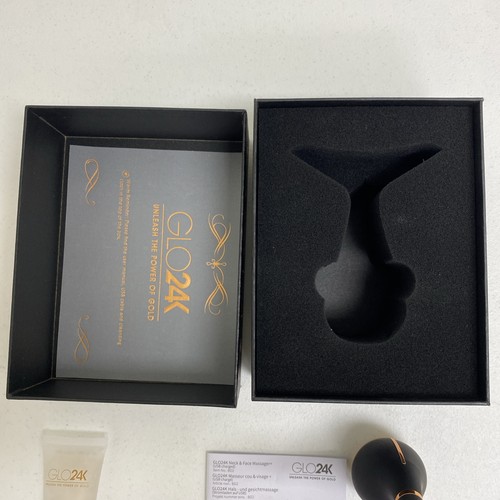 GLO24K Red Light Beauty Device for Face and Neck Based on Triple Action LED - Picture 2 of 11