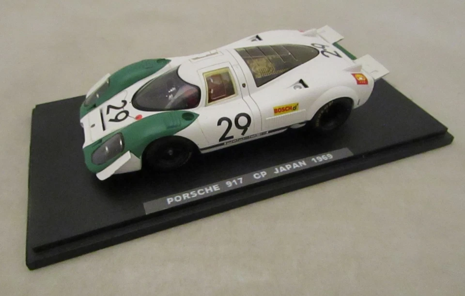 VOITURE 1/43 PORSCHE 917 #29 GP 1969 - SPARK - Photo 2/4