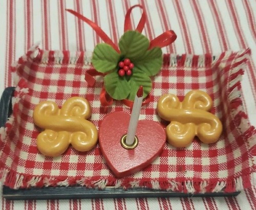 RARE VINTAGE 1986 Kirsten St Lucia Tray Christmas Pleasant Company American Girl