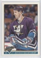 1993-94 Topps Premier Alexei Kasatonov #492 1k3