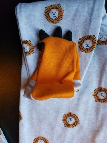 BOYS INFANT BUNDLES BABY PLACE LION FOOTIE WITH BIB 2 PC SIZE 3-6 MONTHS NWT - Picture 11 of 12