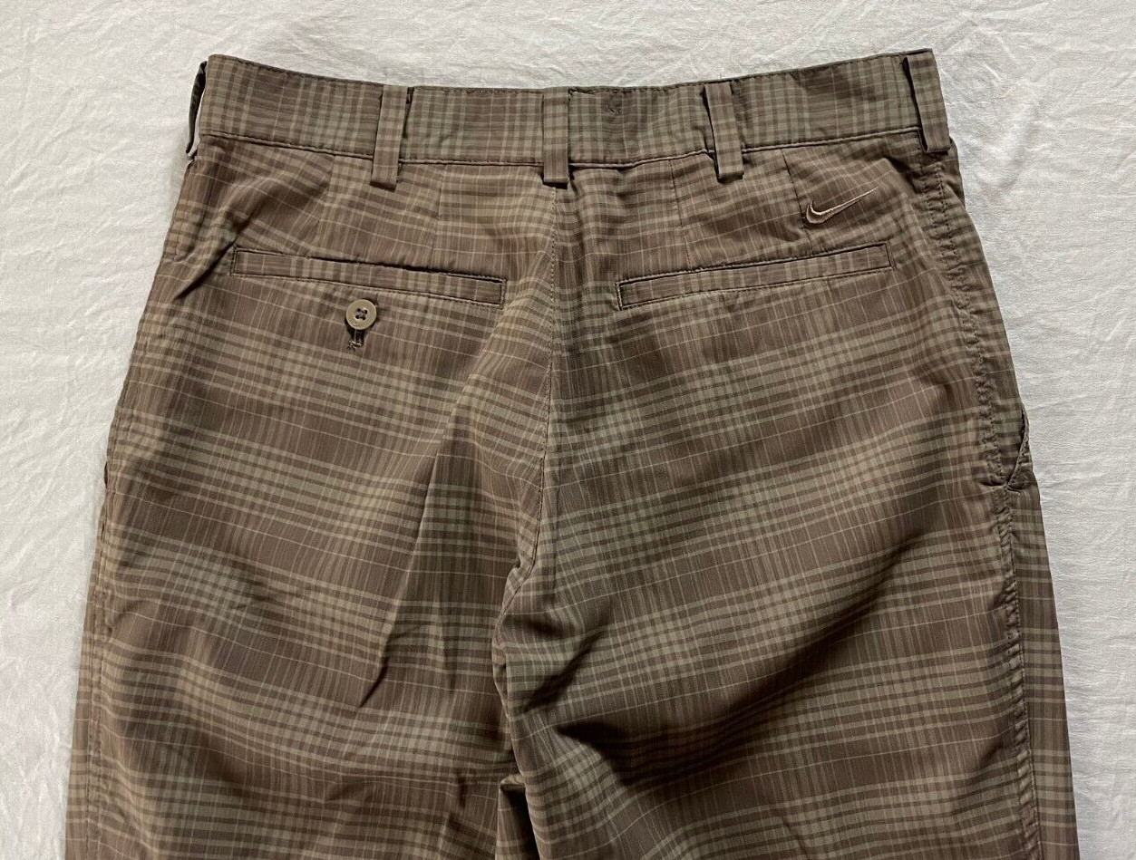 Nike Golf Lightweight Flat Front Microfiber Chino… - image 5