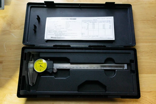 Mitutoyo 505-731 dial caliper 0-200mm 0.02mm Shock Proof In Case