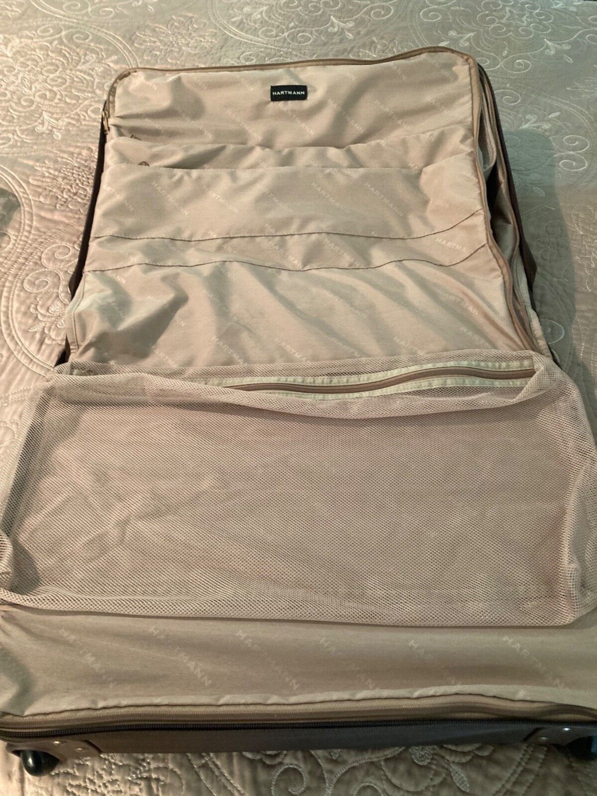 Sac De Transport Ou Week-end Hartmann 21 Pouces En Nylon/cuir - Occasion - Taille Cabine - Couleur Beige