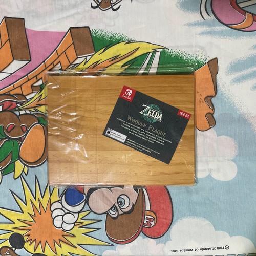 Legend of Zelda: Tears of the Kingdom Holzplakette Vorbesteller Bonus versiegelt - Bild 2 von 2