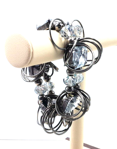 Gunmetal Multi-links Acrylic Beads& Simulated Crystal Stones Stretch Bracelet - Picture 2 of 6