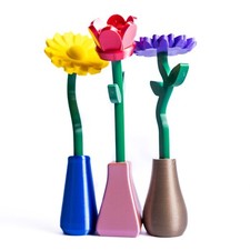 Set Of 3 Very pretty 3D Printed Flowers in Vases includes all 3 Shown 
