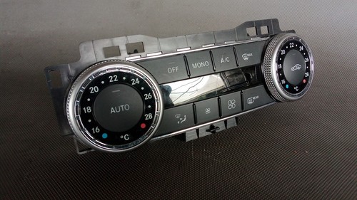 Mercedes Lüftersteuerung / Klimabedienteil Klima A2049002103 - Bild 1 von 6
