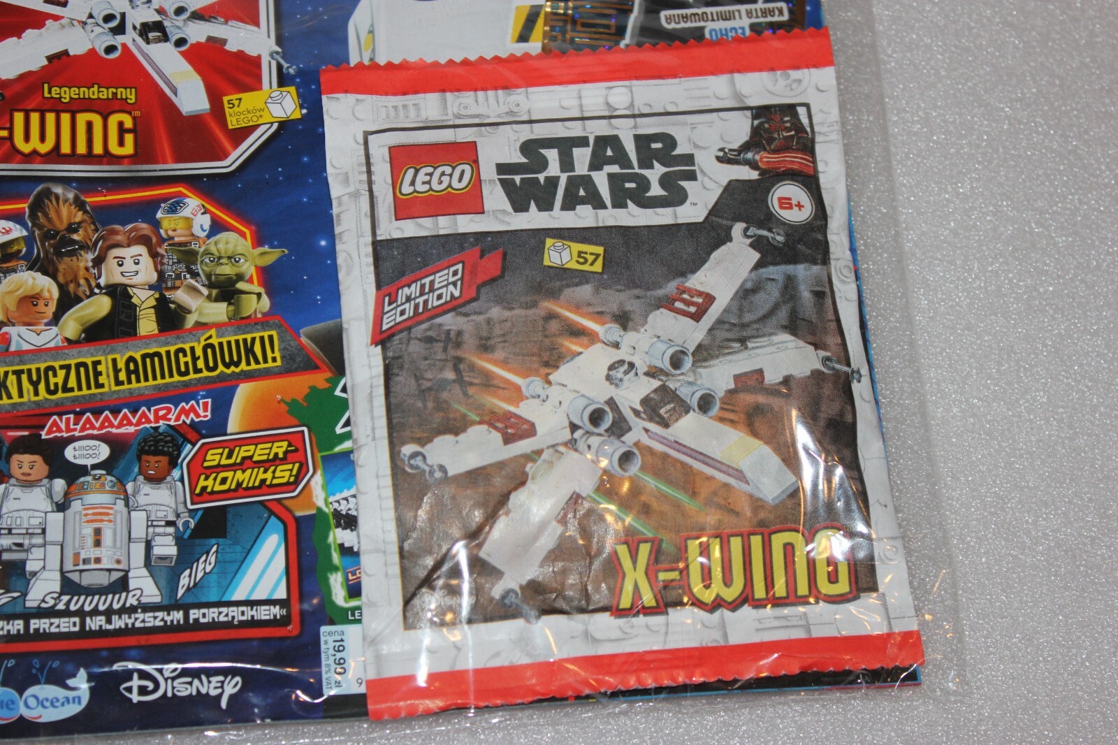 Thumbnail - Lego Star Wars 5/2023 Magazin Comics + X-wing Figurine