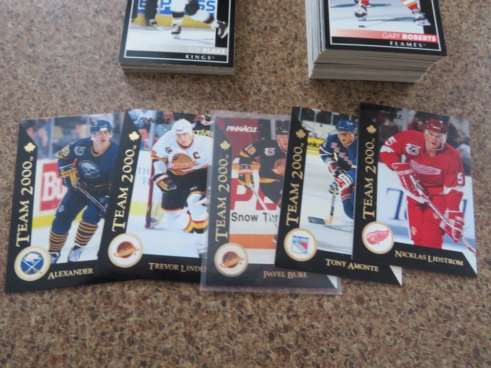1992-93 Pinnacle French Hockey Cards or US - U Pick -buy 10 or more FREE Ship - Image 2 of 4
