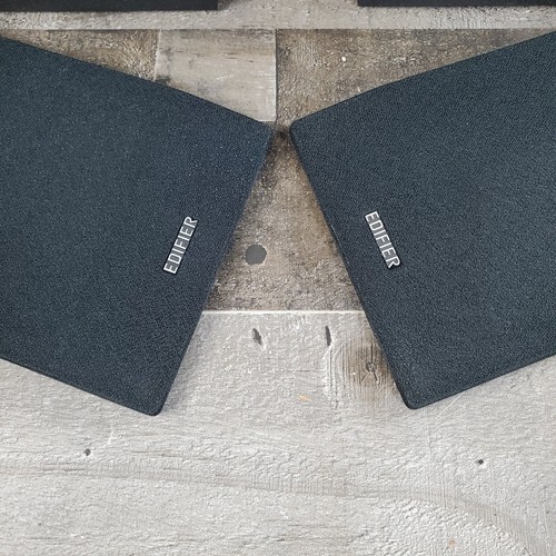 Altavoces Bluetooth Alimentados Multimedia Edifier R1700BT Probados/Funcionando *DEBE LEER* - Imagen 3 de 19