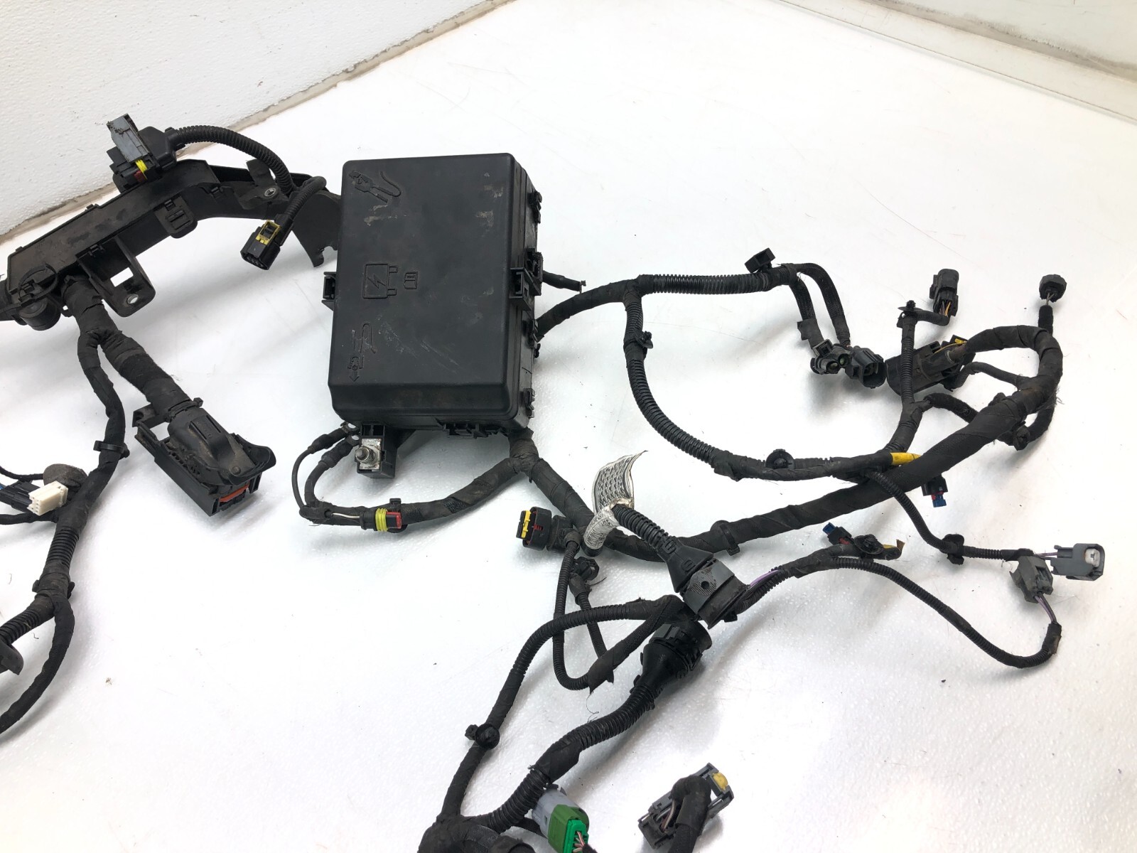 2014-2017 MASERATI GHIBLI S Q4 3.0L V6 AWD ENGINE BAY WIRING HARNESS OEM.