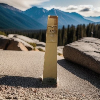 REVOLUTION PRO GLOW EDIT CREAM  CONTOUR & BRONZE. LIGHT.  