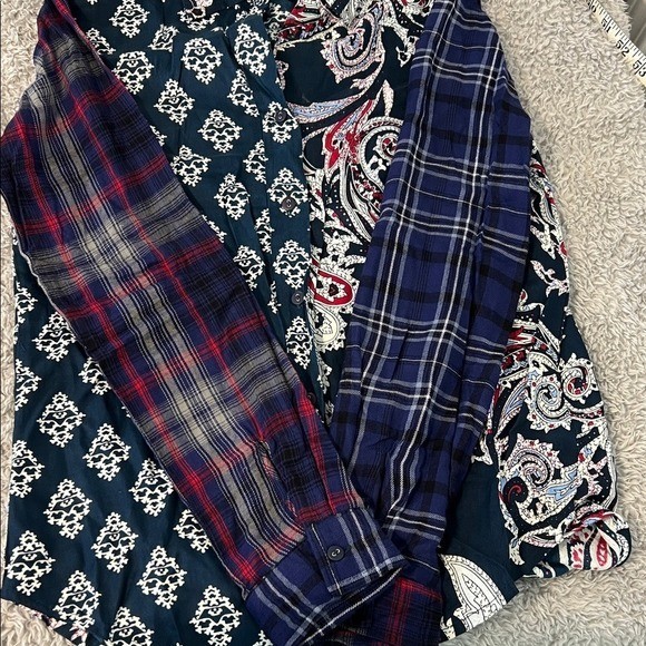 Hannah Blue and White Patterned Statement Long Sl… - image 9