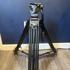 VIDEO MILLER DS10 Fluid P&T HEAD + TRIPOD AND FEET