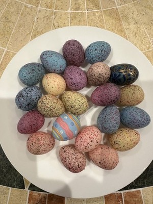 Pappmache handverzierte Ostereier mit Blumen - 22 Stück