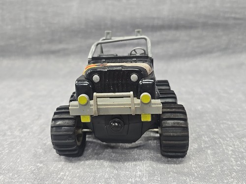 Vintage 1983 CBS Toys 6x6 High Risers Monster Stomper Like Jeep Not Working - Picture 2 of 6