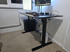 Electric Height Adjustable Standing Desk with digital control panel, 60x120cm