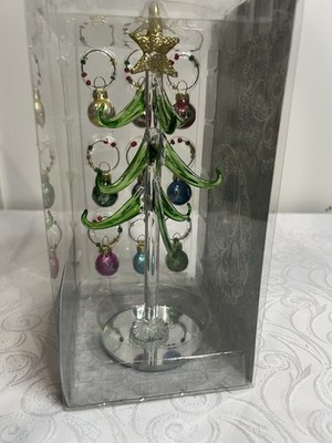 GIFT ESSENTIALS MERRY CHRISTMAS CRYSTAL HOLIDAY TREE W WINE CHARM ORNAMENTS NIB