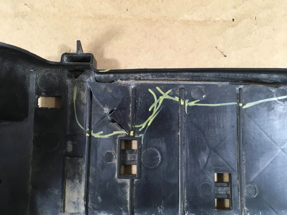 BMW X5 X6 3.0d 3.0sd 2014-2018 módulo soporte inferior 17117795909 OEM. Foto 4 de 4