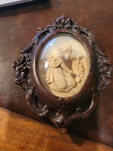 Antique Meerschaum Religious Relic Virgin Mary At The Tomb With Cross Wood Frame